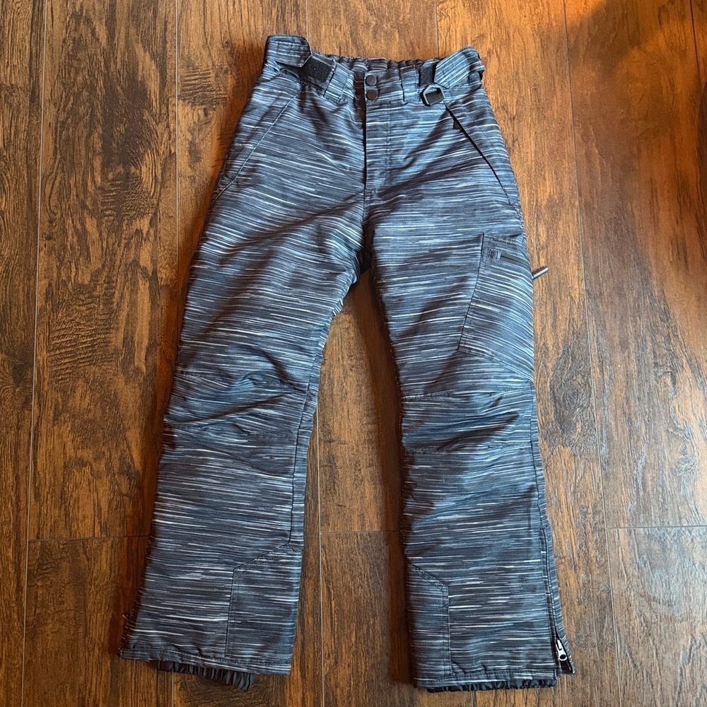 Girl's (big kids) Like-New Swiss Alps Ski / Snowboard Pants size 8 (N2)